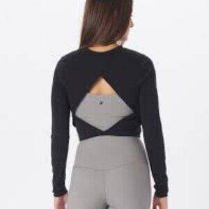 Glyder Creation Long Sleeve Crop Tee Black XS with Diamond Shaped Open Back